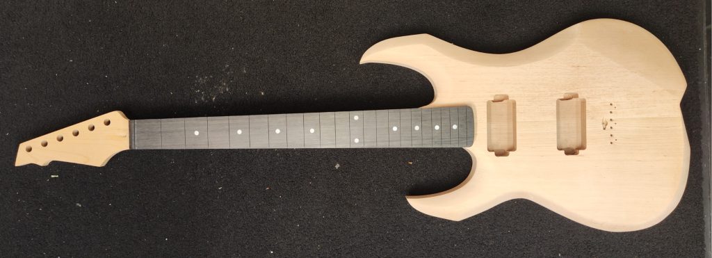 Schädlbläd Metal axt Guitar Tinnitus High Gain
