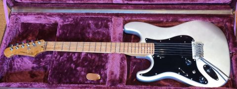 Strat Stratocaster Lefthand Linkshänder custom Heavy Silber silver